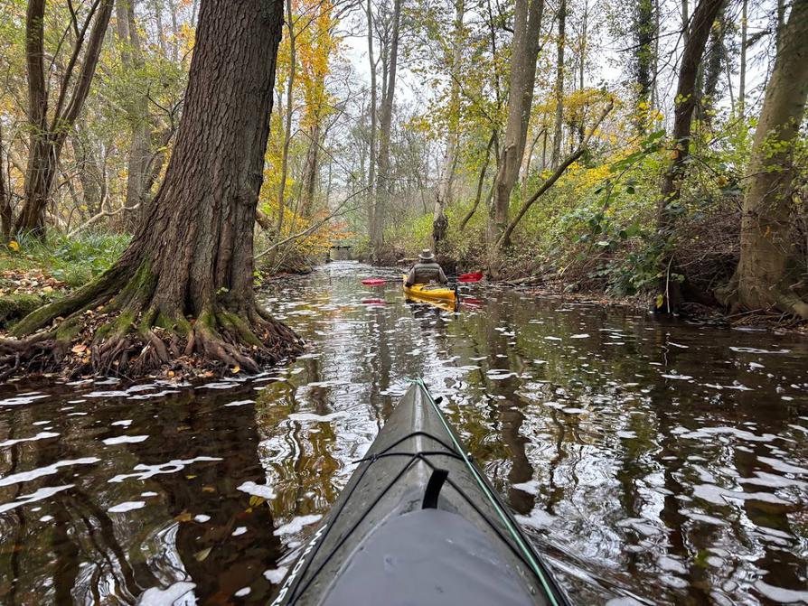 durch den kleinen Kanal durch die Prinzeninsel